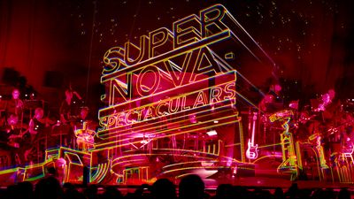 Supernova Spectacular — holographic visuals and staging